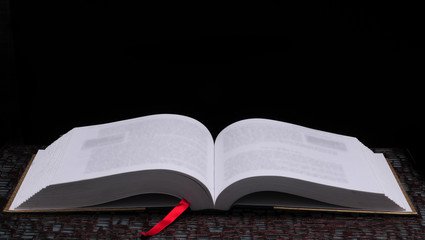 五菱之光离合器踩着重怎么办