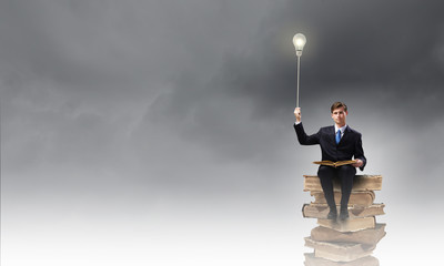 公积金缴纳基数和工资有关系吗